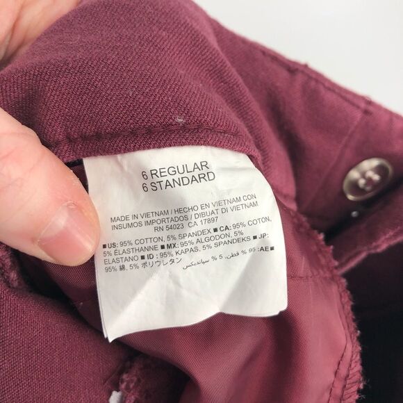 OLD NAVY Long Pixie Pant in Marin Berry Mid Rise - Picture 6 of 8